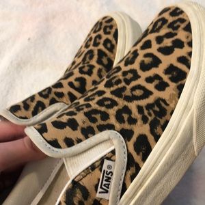 CUSTOM CHEETAH VANS!!